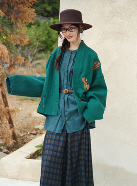 自然而蓝丨复古刺绣宽松V领短外套  25秋季新品