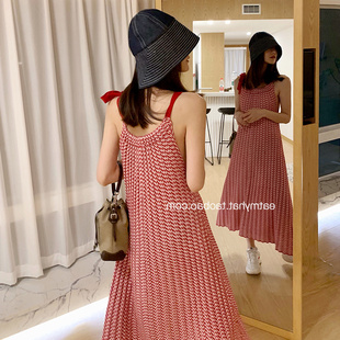 韩系吊带连衣裙长款2024秋装新款纯欲甜辣红色长裙早秋小个子穿搭