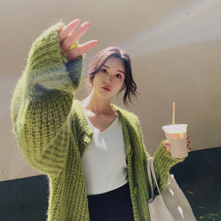 宽松慵懒牛油果绿色奶fufu的毛衣外套女秋冬中长款加厚针织开衫早