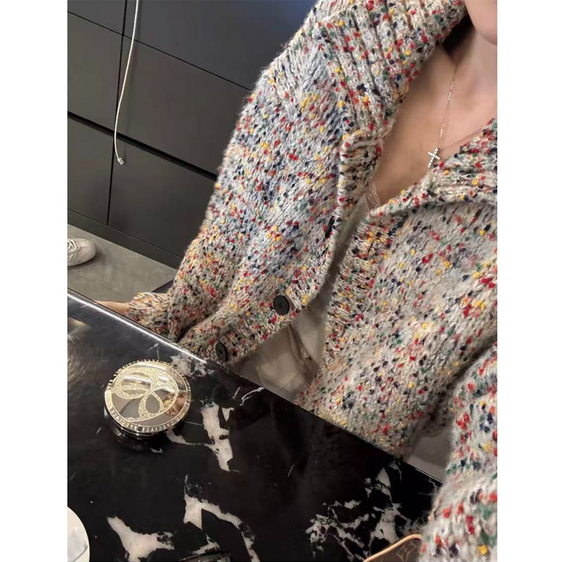 送运费险彩色编织小香风毛衣外套