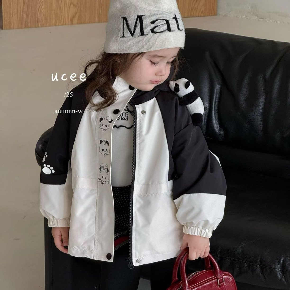 釉兮 9263女童25冬款拼色可爱小熊猫连帽冲锋衣夹克