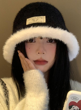 日本代购秋冬黑色渔夫毛绒水桶帽2025新款显脸小保暖百搭渔夫帽潮