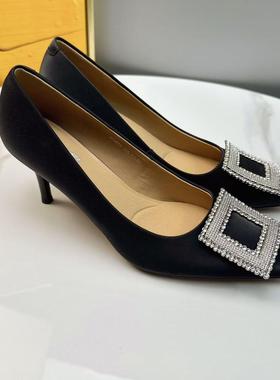 欧米高专柜正品牛皮细跟尖头C位单鞋黑色2629 3/2