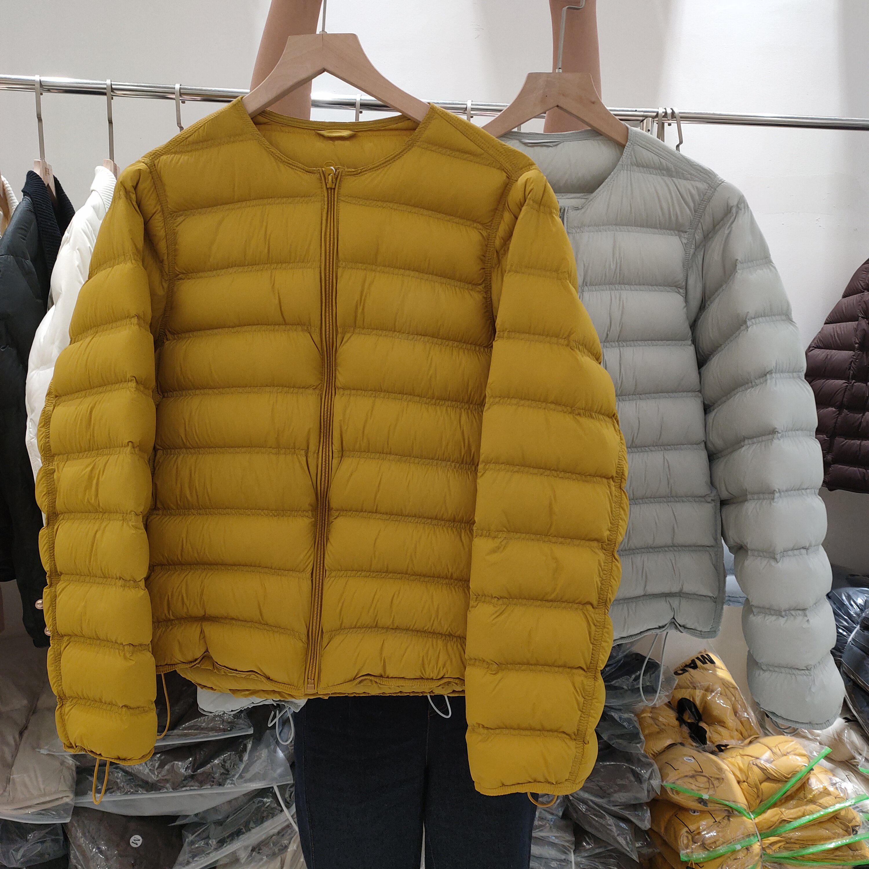 95白鸭绒排骨短款羽绒服女