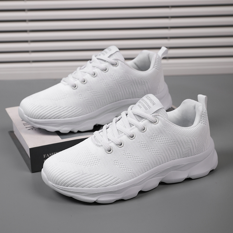 防滑透气跑步鞋子润妍防滑网面