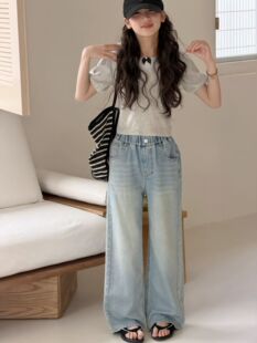 女童牛仔裤春秋款2026新款初中生春装宽松长裤女大童韩系烫钻裤子