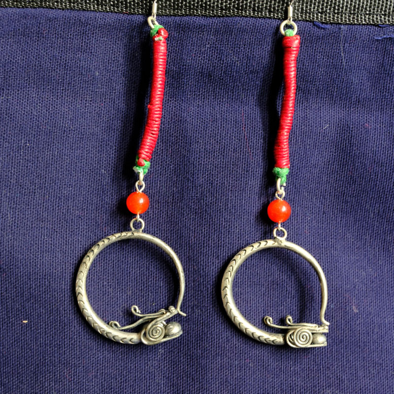 复古民族风雕刻龙耳环