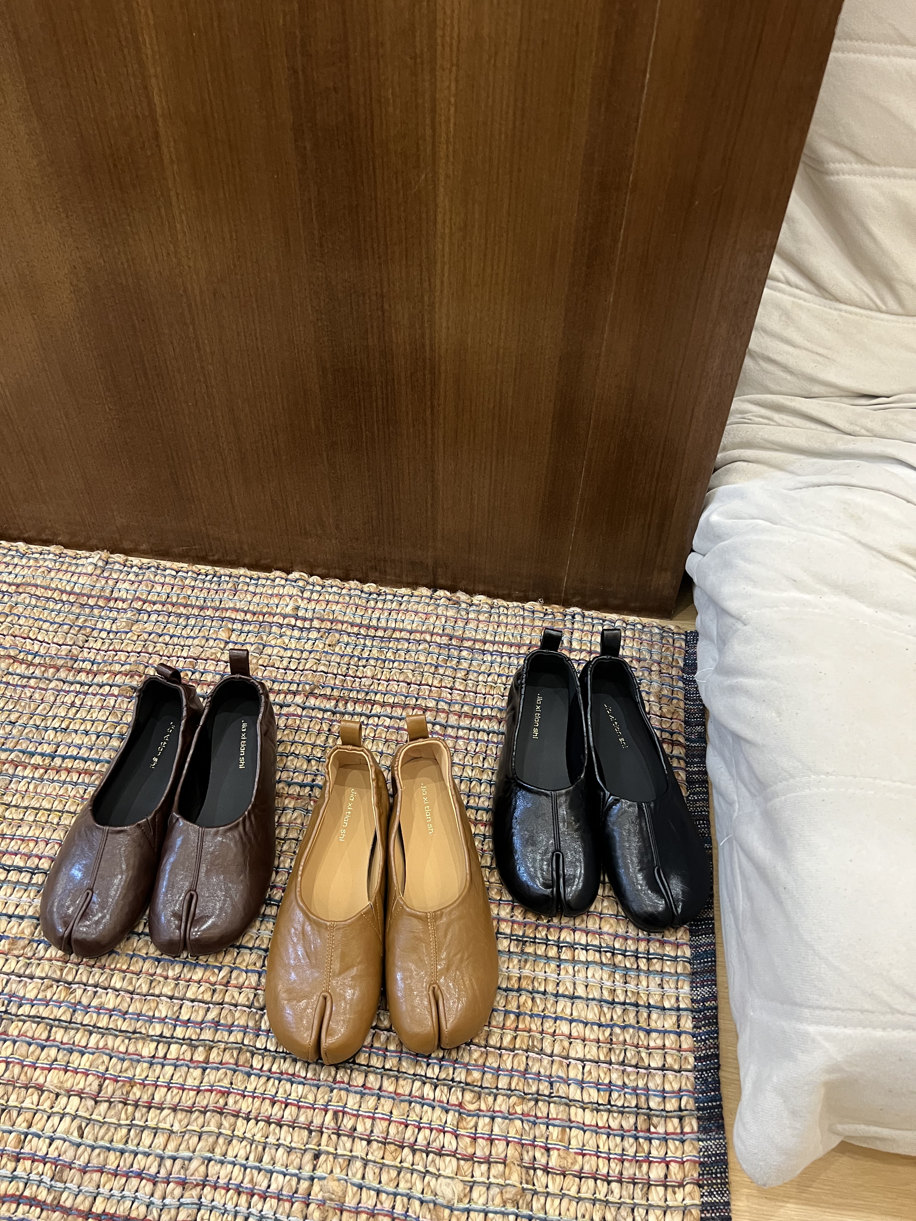 内增高复古风分趾猪蹄鞋女百搭舒适一脚蹬浅口单鞋奶奶鞋图片