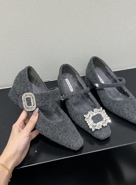设计感灰色水钻粗跟玛丽珍鞋女冬新款方头呢子加绒保暖晚晚鞋通勤