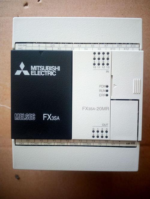 三菱FX3SA-20MR-CM 20点 现货供应可编程控制器PLC 12入8出继电器