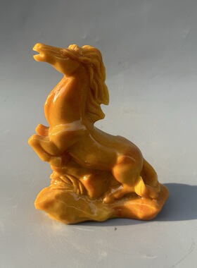 批发仿黄铜元宝生肖马摆件 树脂仿寿山石马家居办公摆件工艺品