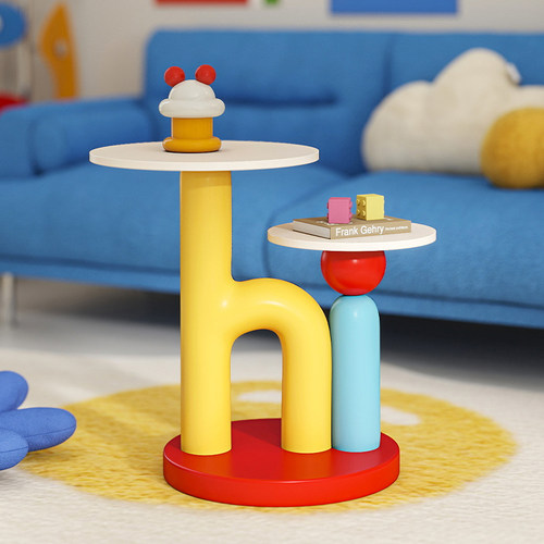 初见多巴胺沙发旁小边几桌子