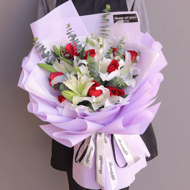康乃馨北京上海济南生日百合花束