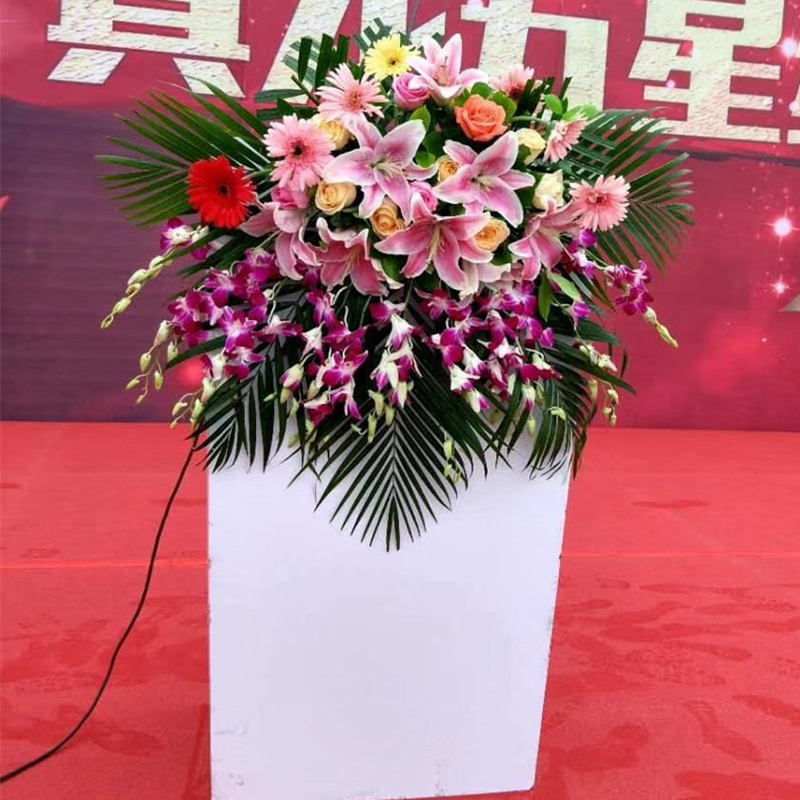 北京上海成都深圳同城鲜花速递讲台花展览会议桌花活动签到台花