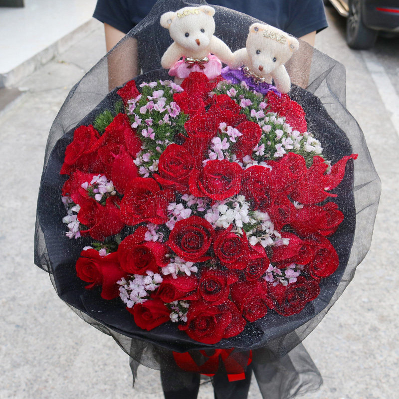 圣诞东莞鲜花速递同城红玫瑰花束礼盒虎门长安中山佛山珠海送花店