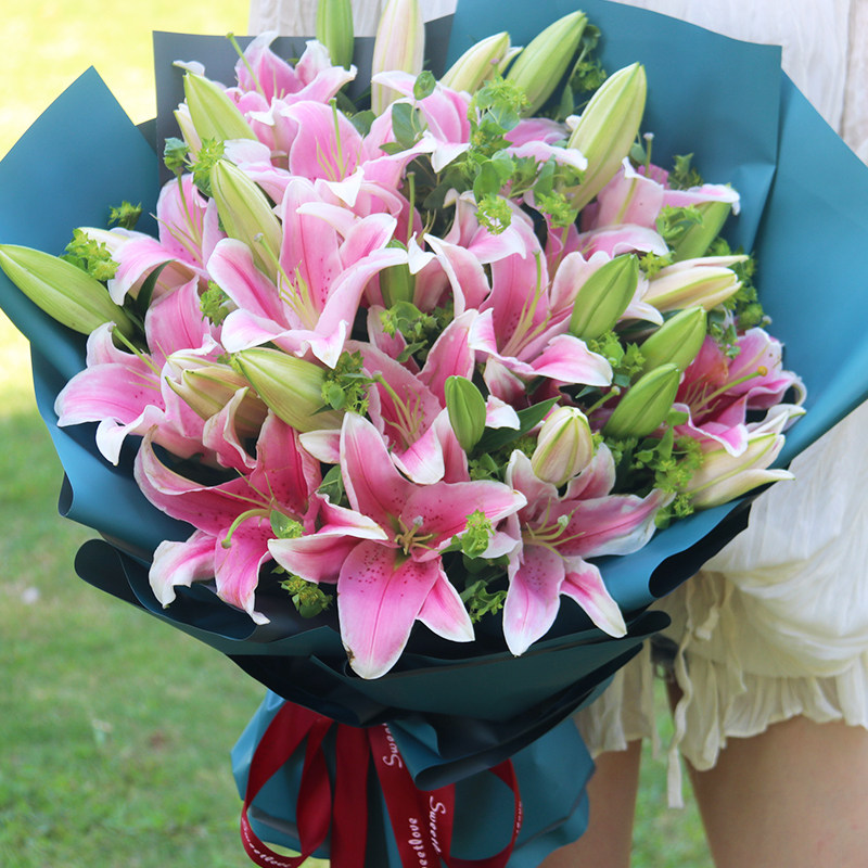 西安香水百合康乃馨花束鲜花速递同城成都武汉重庆长沙生日送花店