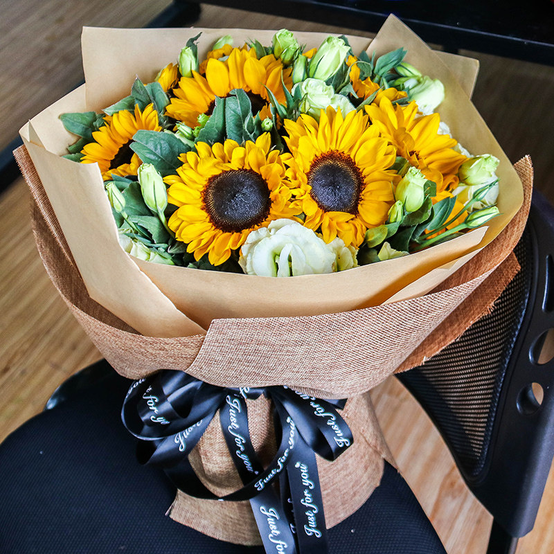 东莞鲜花速递同城向日葵花束东城