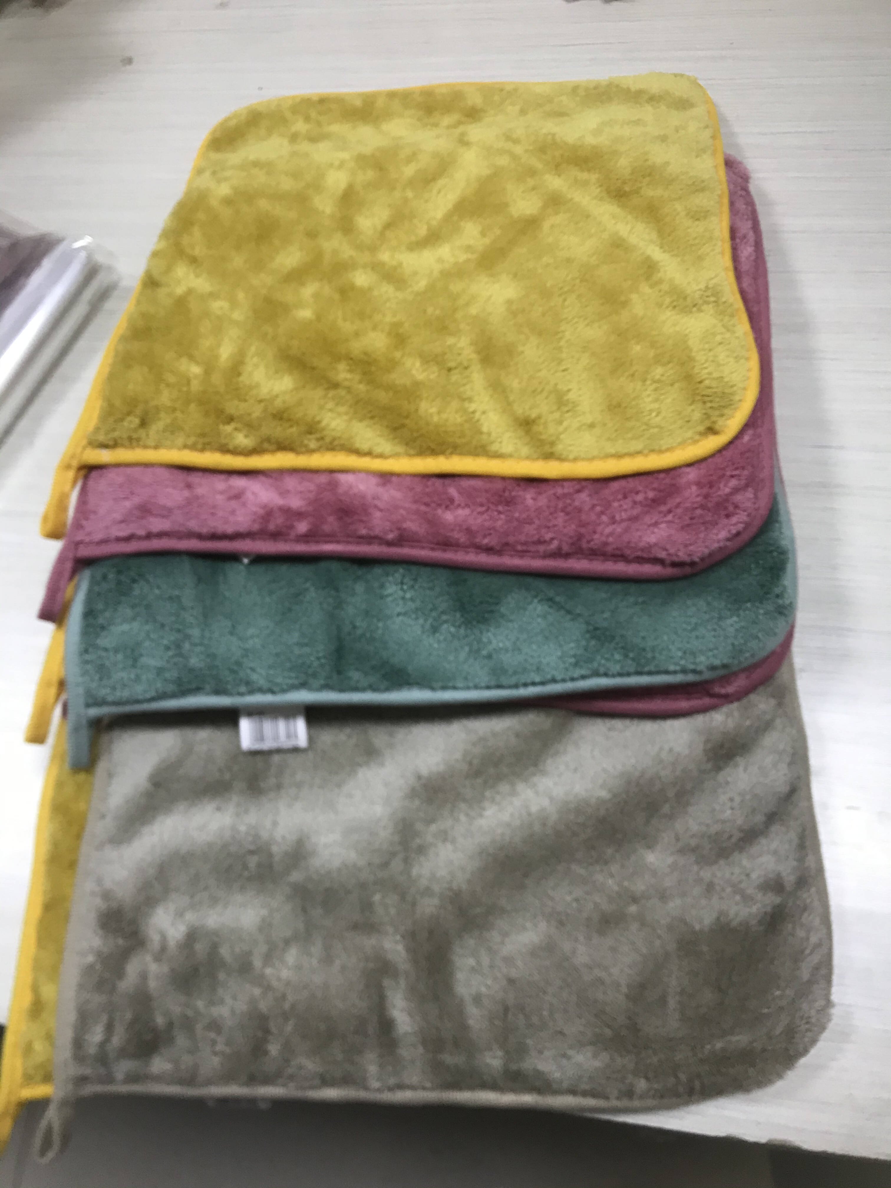 超厚纯色珊瑚绒方巾10条会有重复色微瑕,婴童用品,浴巾,淘宝优惠券,粉丝福利购,淘宝优惠卷