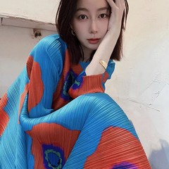 【海外正品】三宅褶皱夏季新款时尚气质百搭圆领长袖连衣裙减龄