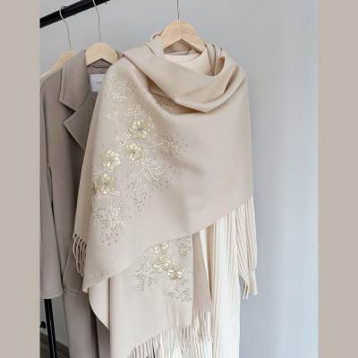 纯羊毛围巾冬季寒梅傲雪生日礼物送妈妈婆婆礼盒包装代写贺卡