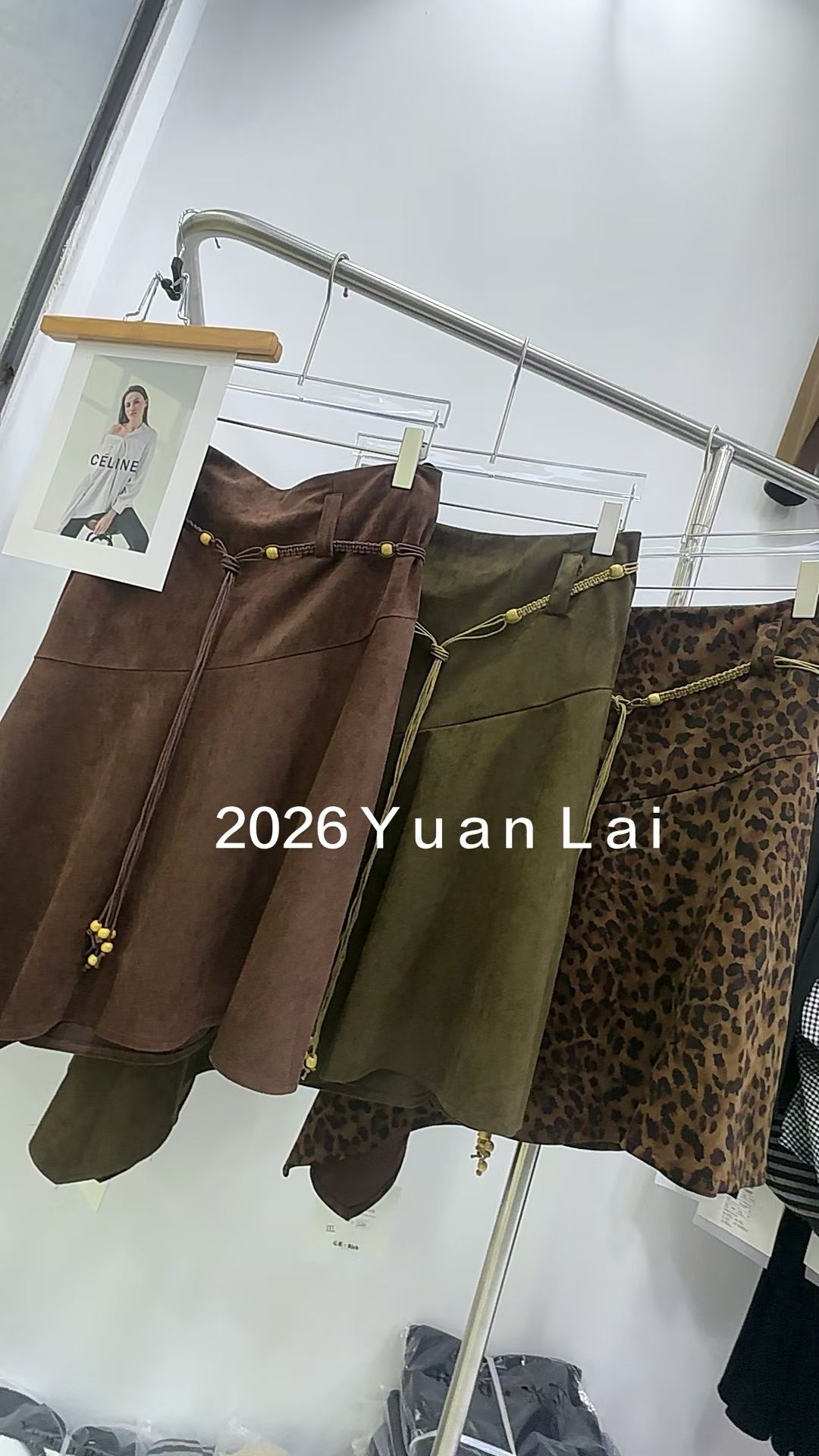 大码复古麂皮不规则半身裙女秋季时尚套装