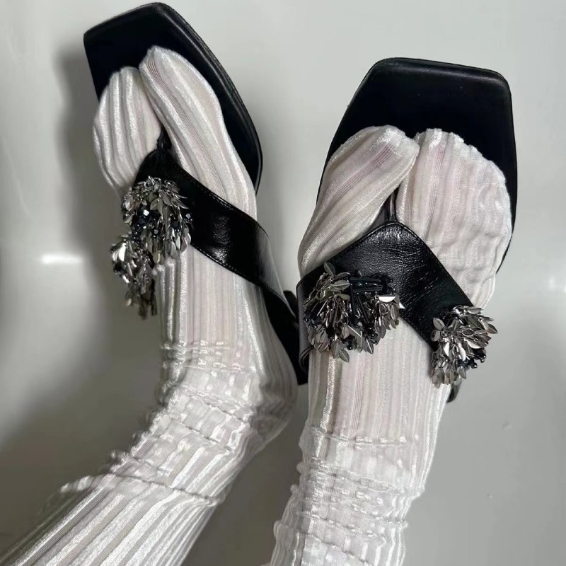 小众设计师走秀韩国丝绒竖条亮丝分趾袜堆堆袜二趾小红书长袜子