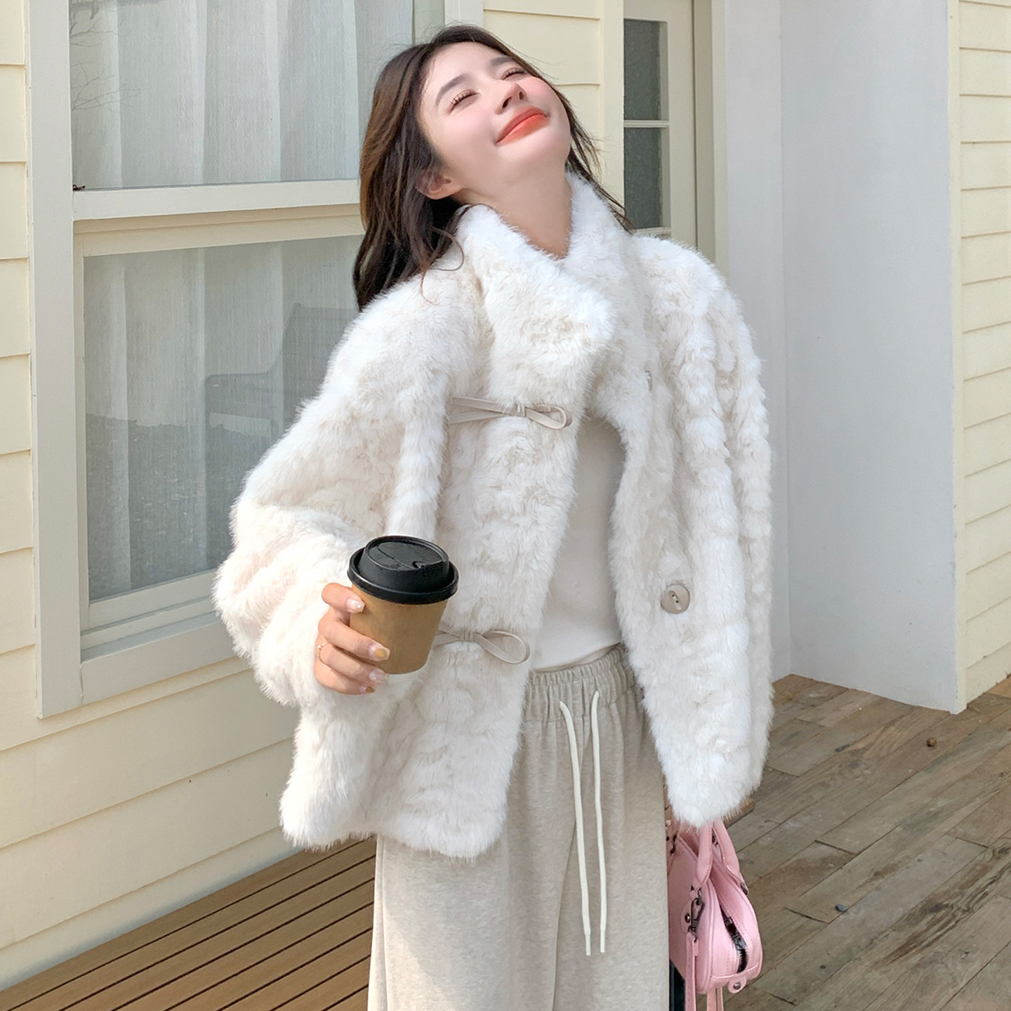 千金感蝴蝶结立领水貂毛外套