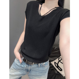 显瘦遮肚子上衣夏天v 洋气烫钻修身 设计感挂脖V领短袖 女冰丝针织衫