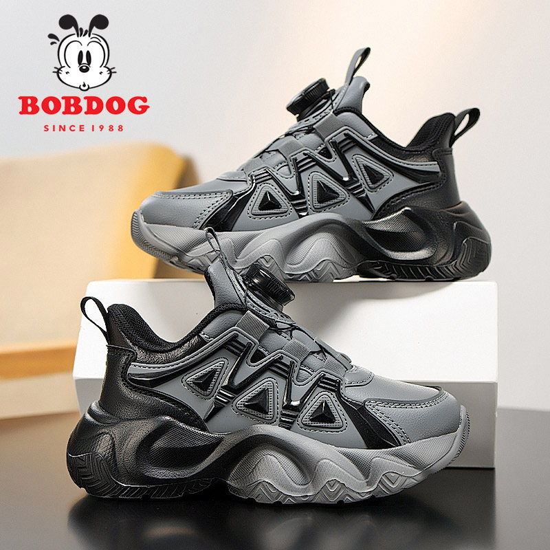 巴布豆童鞋男童运动鞋春秋款2026新款皮面防水中大童男孩儿童跑鞋