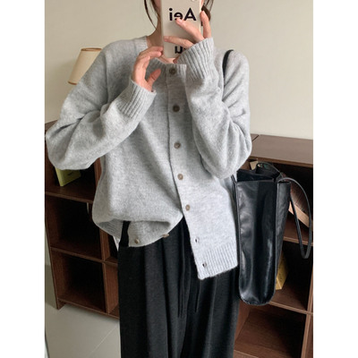 单排扣圆领外穿慵懒秋季毛衣开衫