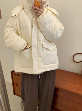 简约保暖90白鸭绒连帽羽绒服