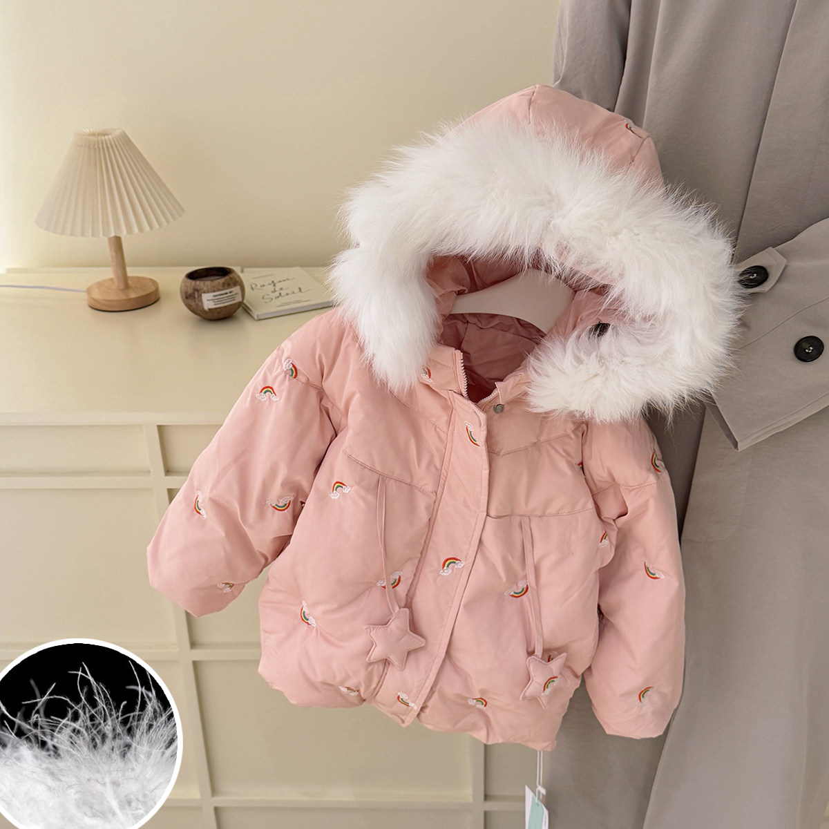 今年流行安哥拉红色新年羽绒服