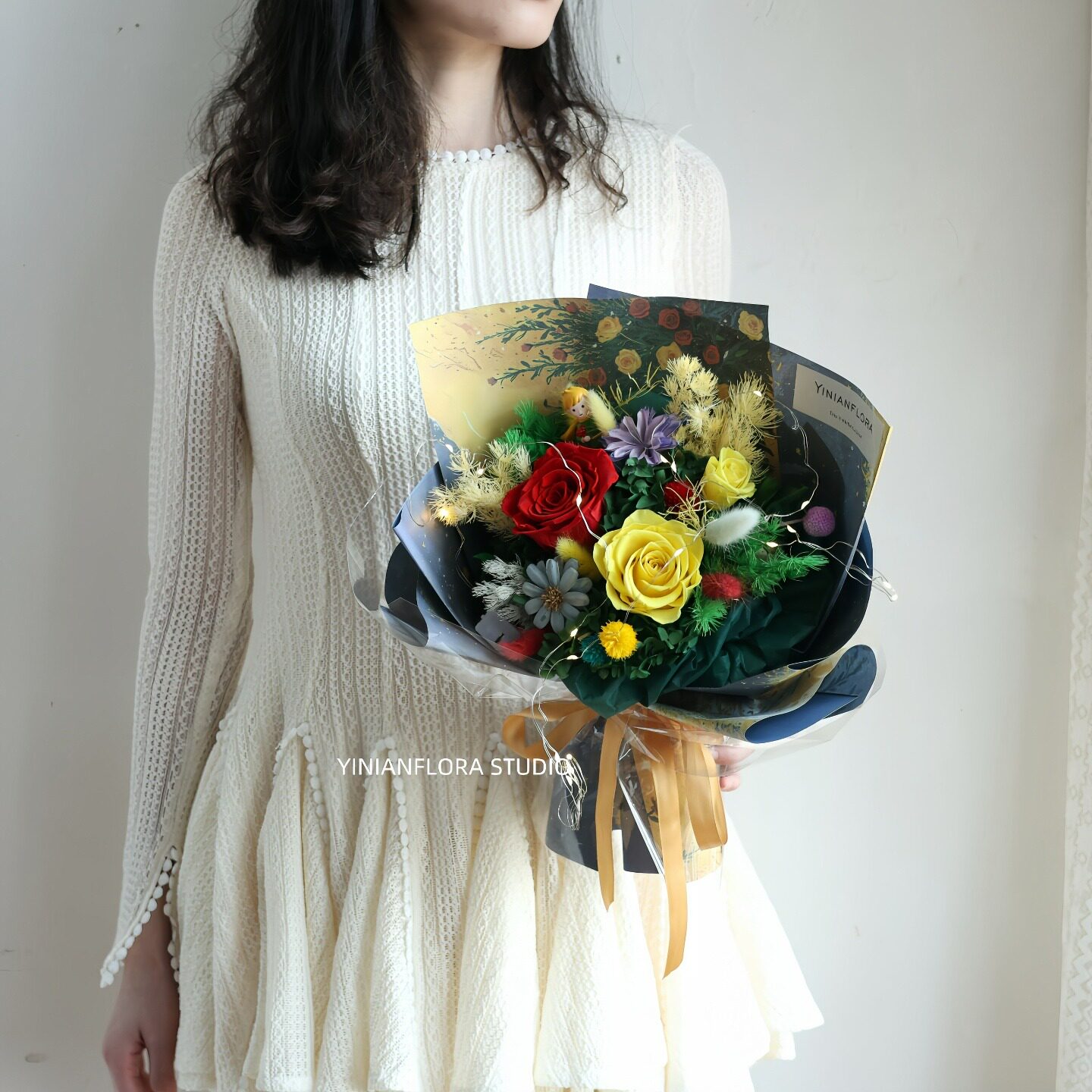 小王子花束永生花玫瑰绣球干花送女友男友生日花束情人圣诞节礼物