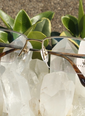 正品高档天然水晶眼镜  石头镜 水晶太阳镜 纯钛镜框  附检测证书