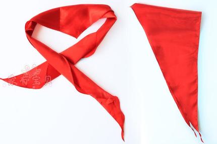 仿緞高檔鮮豔紅領巾壹年級學生少先隊員專用紅領巾小號1米不褪色在類目 電子詞典/電紙書/文化用品, 其它文化用品中 - 來自Buy2taobao.com提供專業的淘寶代購服務