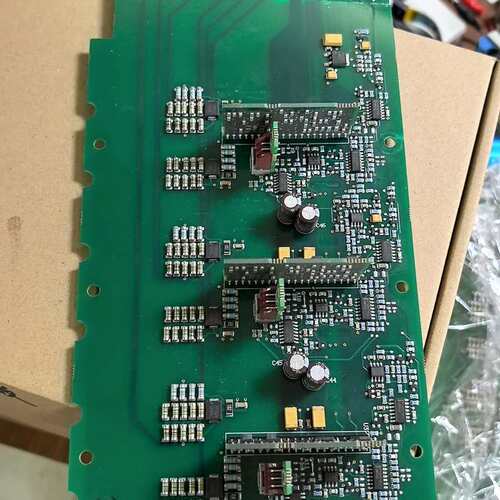 议价伟肯变频器PC00525H，板破损，配件价可维修