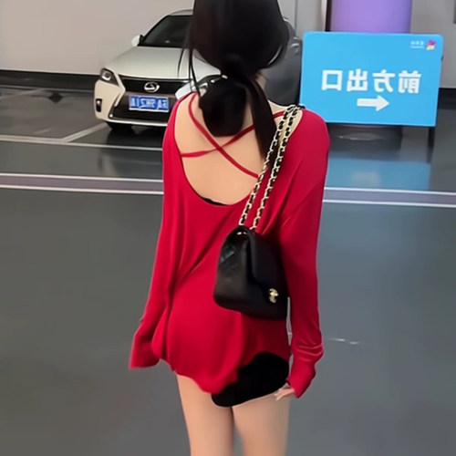 红色上衣女度假风宽松打底衫露背