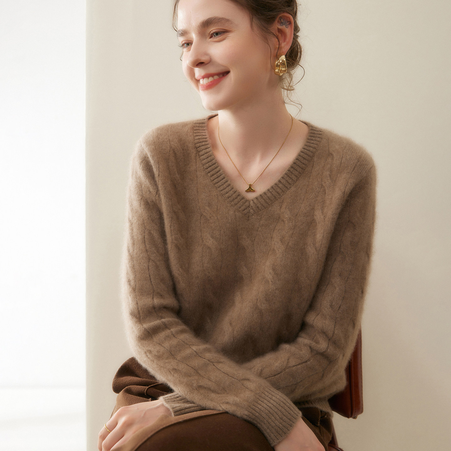 30%~含量新款山羊绒衫女V领麻花加厚纯色套头毛衣针织百搭打底衫,女装/女士精品,羊绒衫,淘宝优惠券,粉丝福利购,淘宝优惠卷