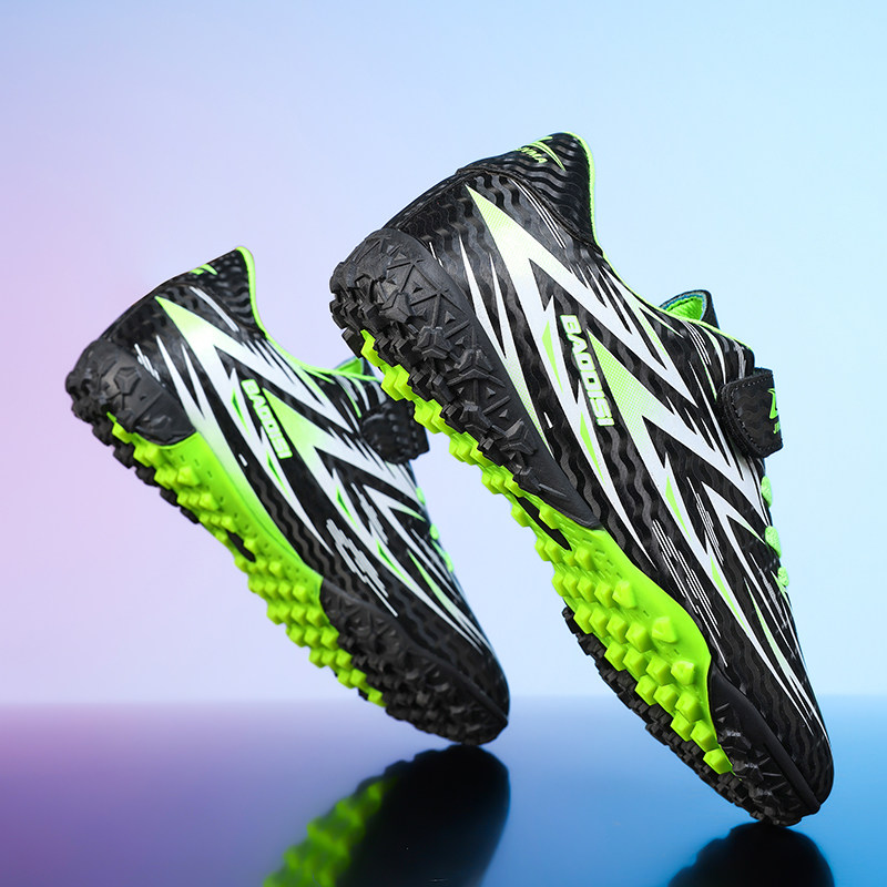 梅西儿童足球鞋男童碎钉运动鞋魔术贴中小学生训练鞋男童长钉鞋