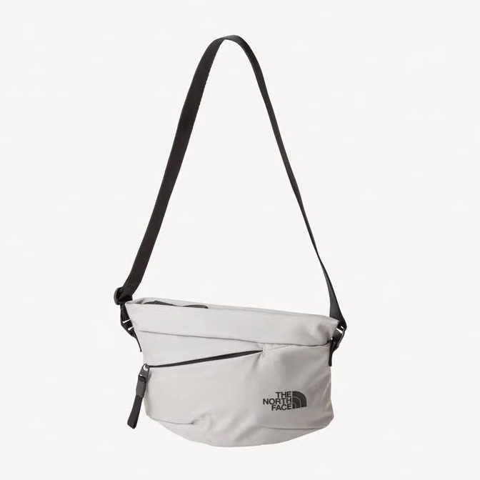 日本代购 童装 THE NORTH FACE 亲子款北脸耐磨轻便斜背包杂物包