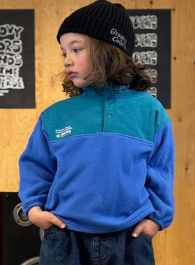 日本代购 童装 GROOVY COLORS 摇粒绒保暖拼色高领半开套头绒衫