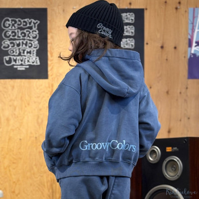 日本代购 童装 GROOVY COLORS 加绒保暖刺绣logo连帽开衫连帽卫衣