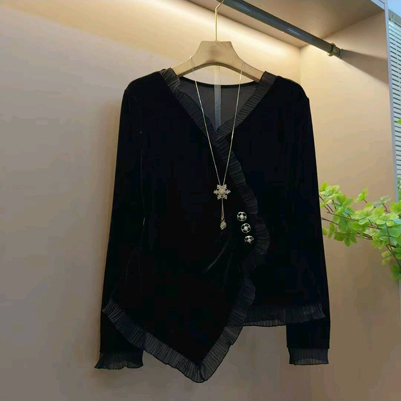 爆款欧洲站轻奢花边V领丝绒上衣
