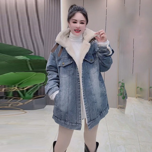新款 冬季 保暖翻领羊羔毛外套 女装 韩系休闲牛仔加厚加绒派克服大码