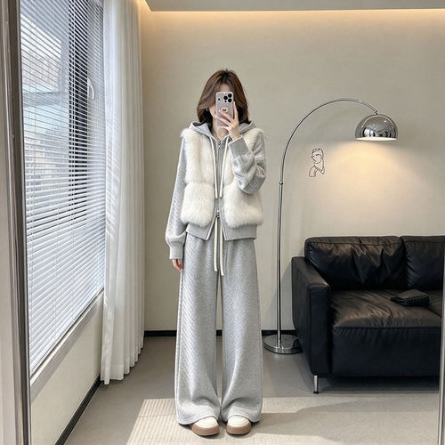 大码女装假两件连帽卫衣马甲套装