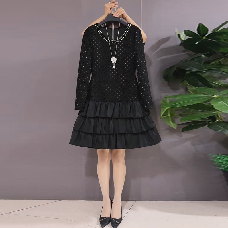 冬季新款钉钻圆领亮晶晶拼接长袖连衣裙大码女装胖妹妹显瘦裙子潮