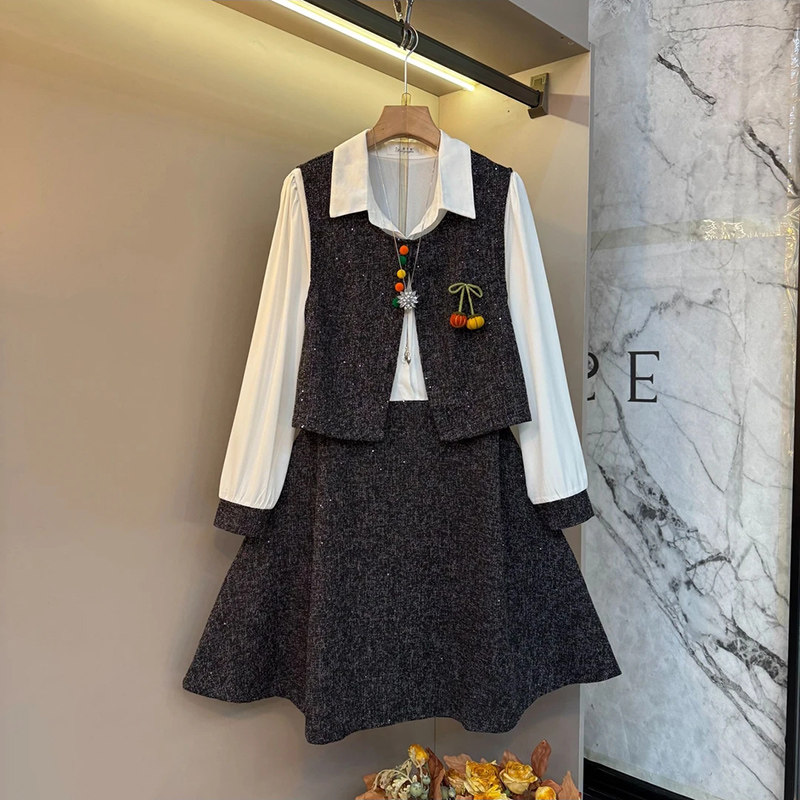 时尚撒星洋气马甲拼接连衣裙套装