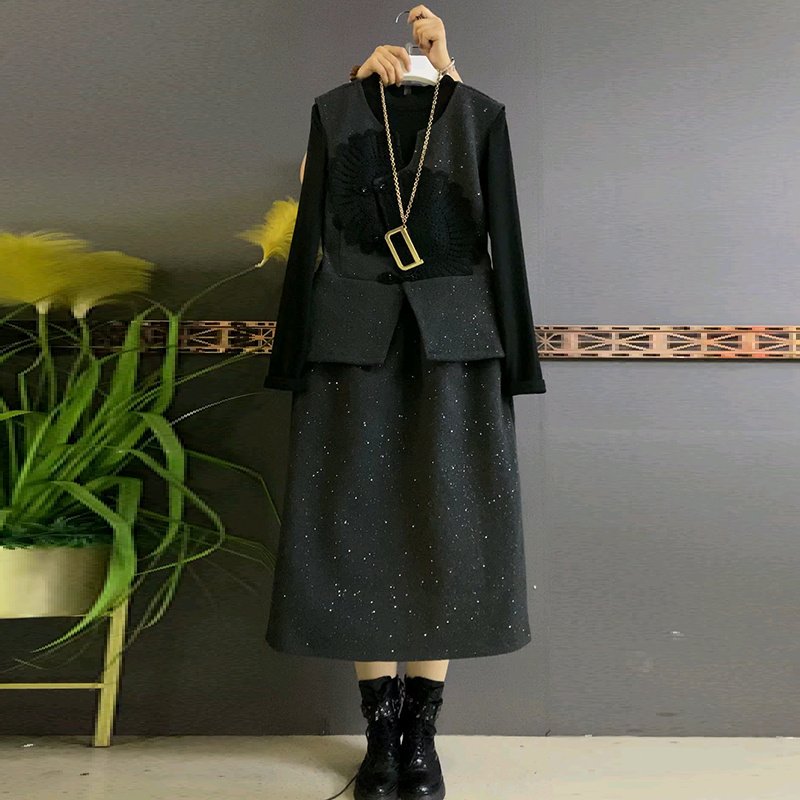 撒星大码女装马甲半身裙打底套装