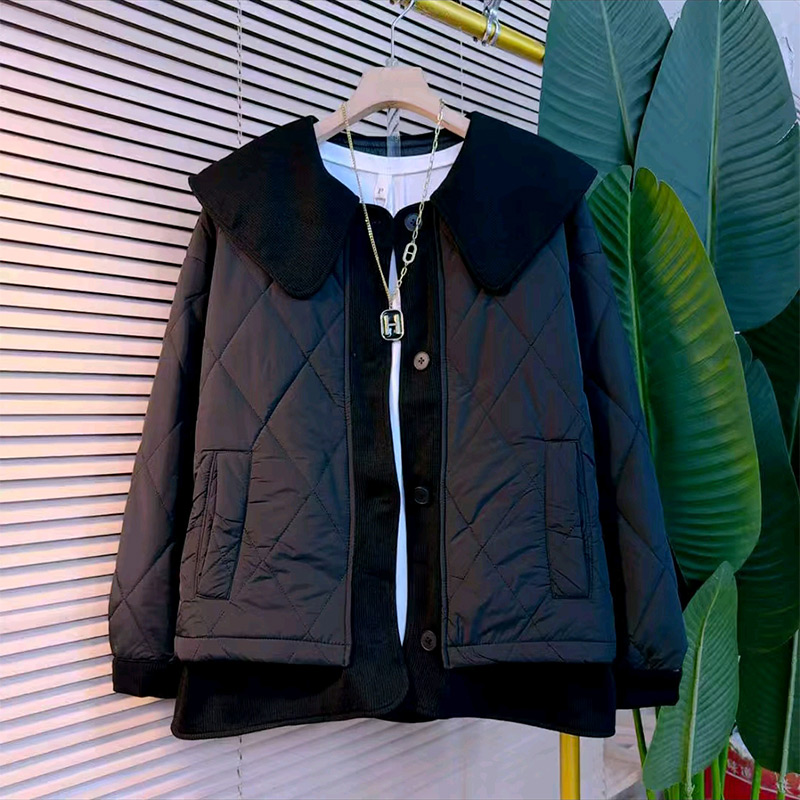 娃娃领拼接菱格棉服外套