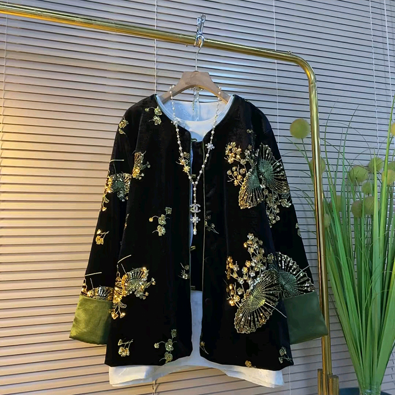 秋季大码女装刺绣亮片拼接外套